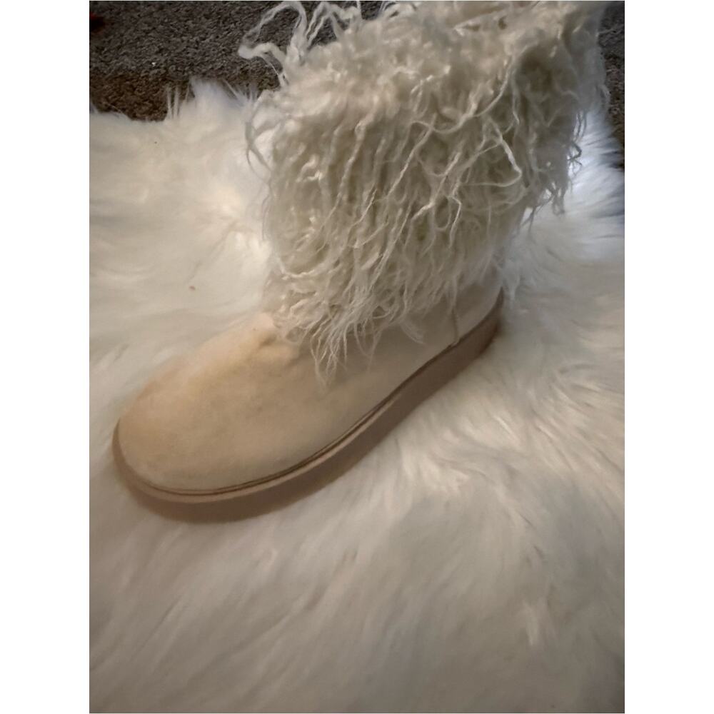 PrettyLittleThing Faux Suede Shaggy Faux Fur Platform Ankle Boots NWT - Picture 2 of 6
